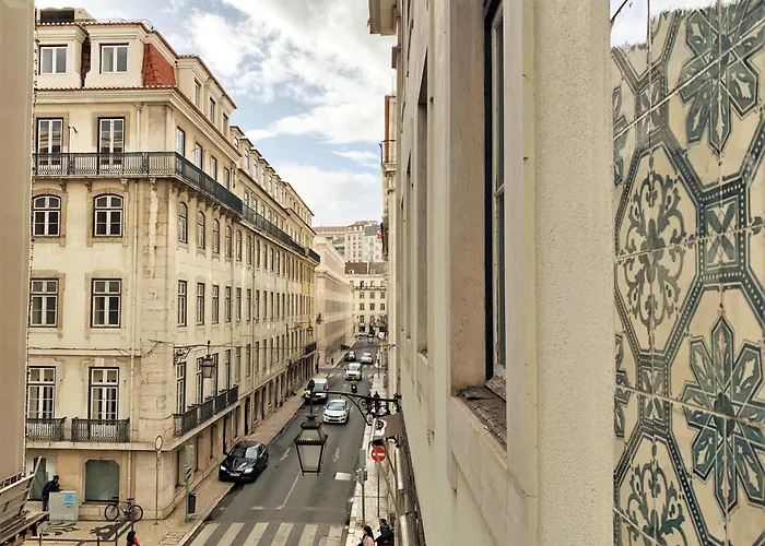 Sj2e Historic Baixa For 6 - Steps From Augusta Arch In Downtown! Apartment *