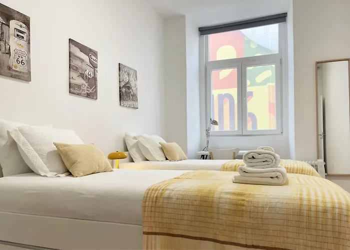 Apartment Sj2e Historic Baixa For 6 - Steps From Augusta Arch In Downtown! *